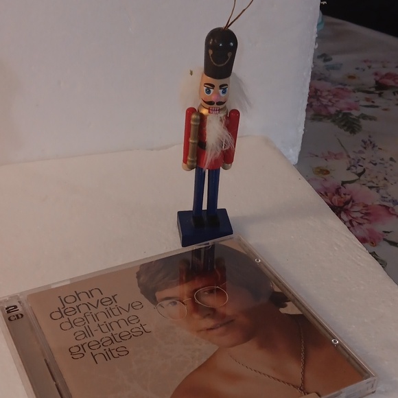 J Denver CDset 2 discs 🎶 🎵 - Picture 3 of 5